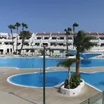 Tenerife With Impressive Pool 315 아파트 *